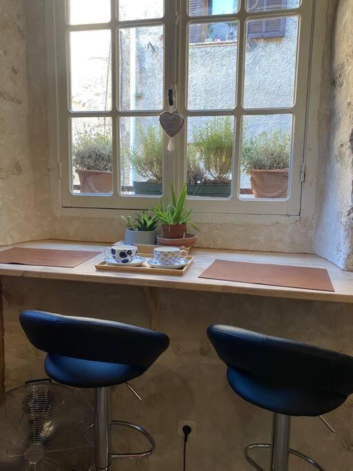 Loft En Plein Coeur Du Village แซงต์-ปอล-เดอ-วองส์ ภายนอก รูปภาพ