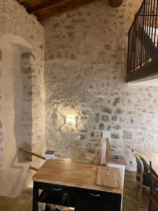 Loft En Plein Coeur Du Village แซงต์-ปอล-เดอ-วองส์ ภายนอก รูปภาพ