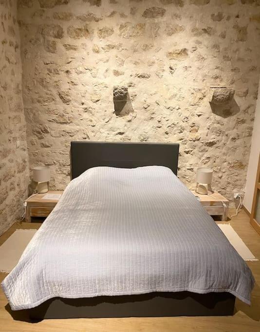 Loft En Plein Coeur Du Village แซงต์-ปอล-เดอ-วองส์ ภายนอก รูปภาพ