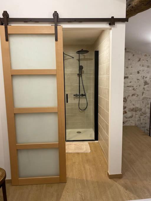 Loft En Plein Coeur Du Village แซงต์-ปอล-เดอ-วองส์ ภายนอก รูปภาพ